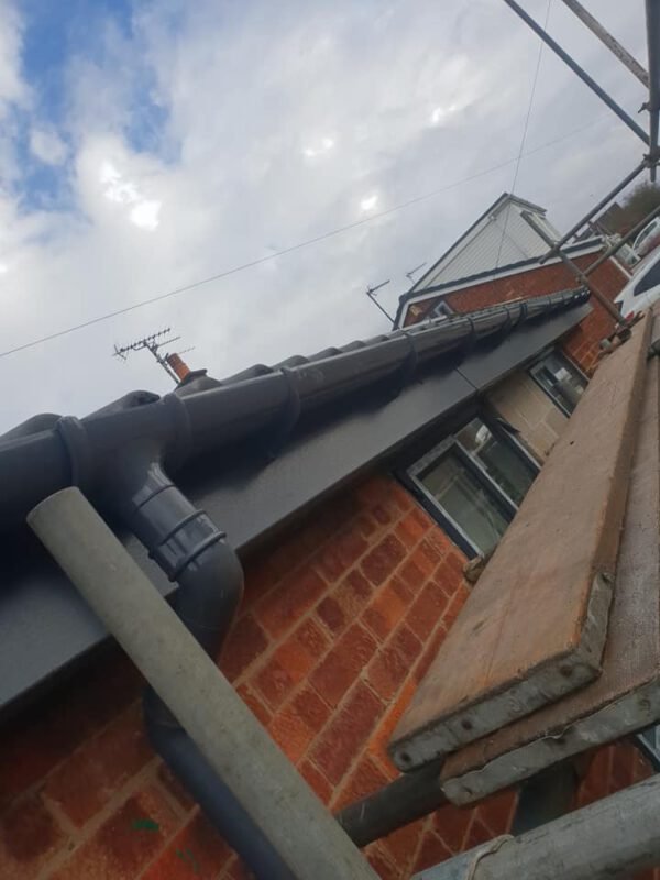 Guttering & Downpipes Slide 4